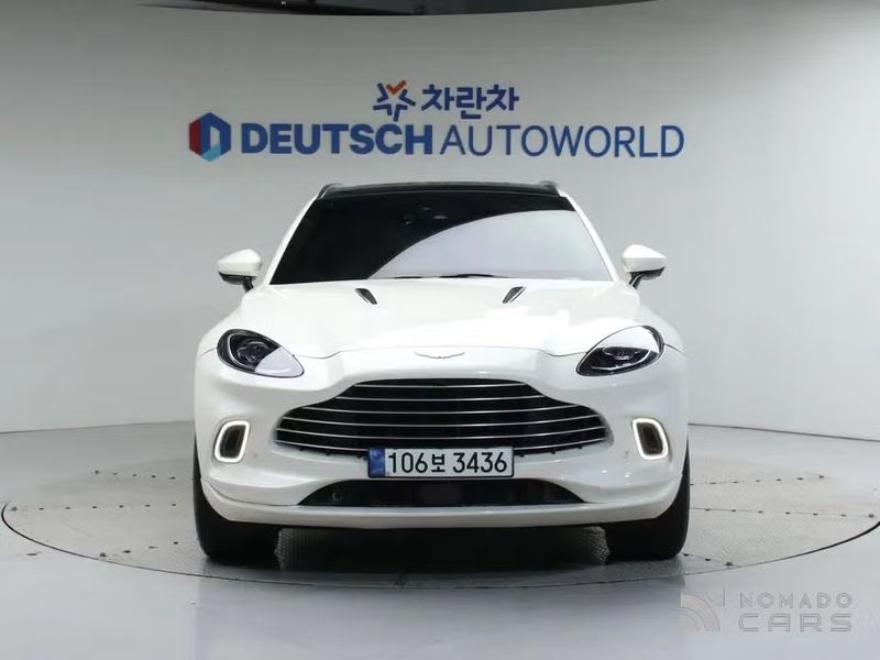 Astonmartin DBX