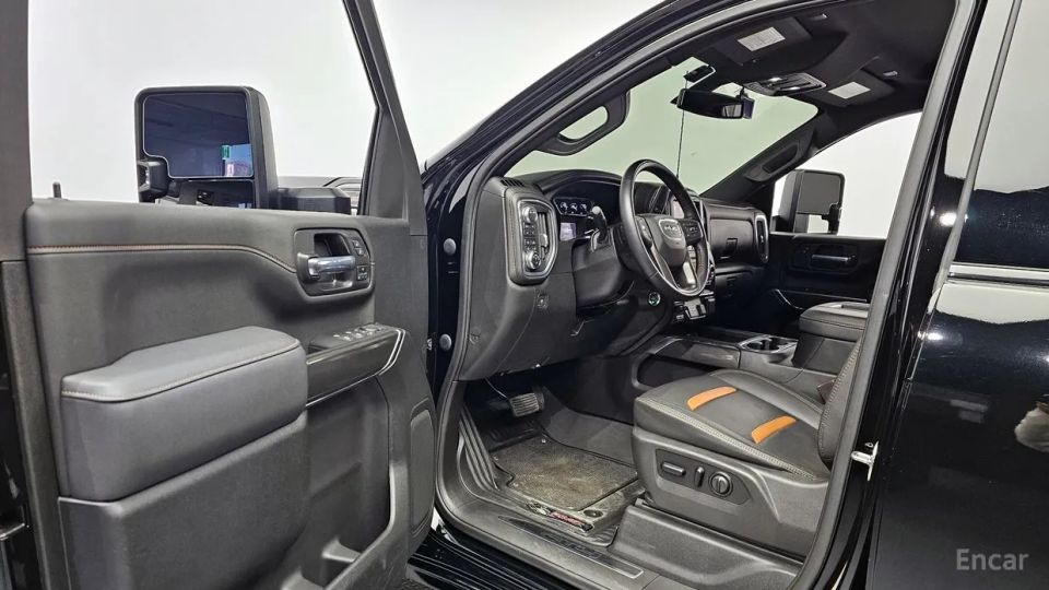 GMC Sierra