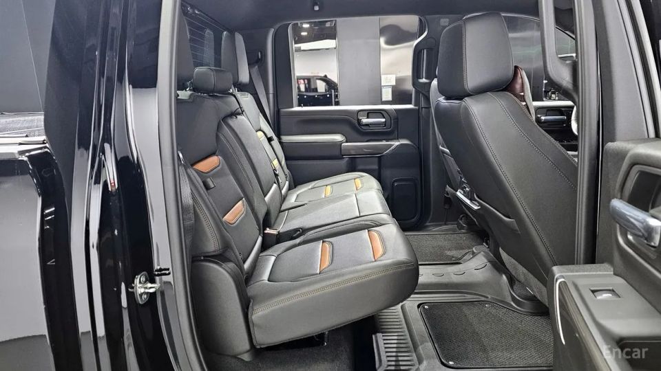 GMC Sierra