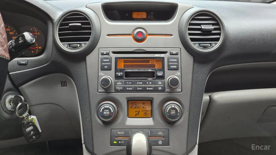 Kia Carens
