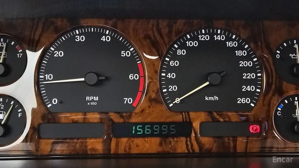 Jaguar XJ-6