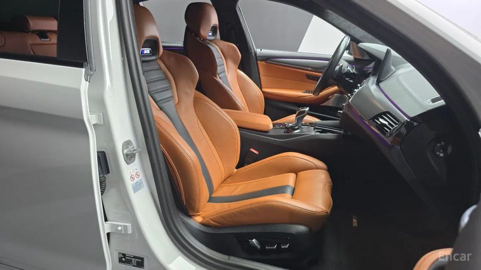 BMW M5