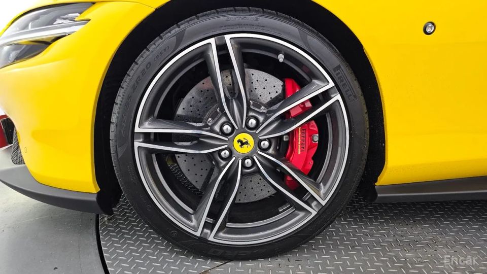 Ferrari Roma
