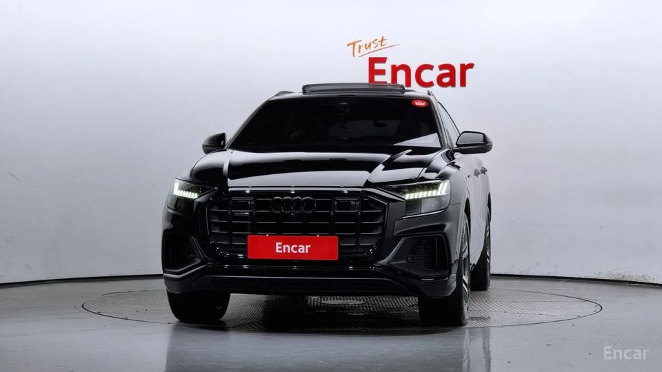 Audi Q8
