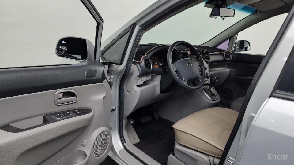 Kia Carens