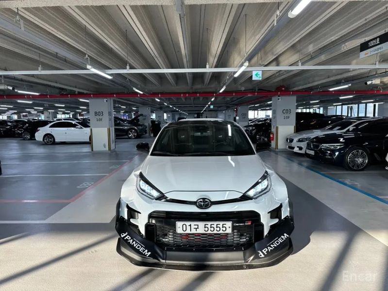 Toyota Yaris(Vitz)