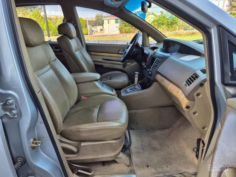 KG_Mobility_Ssangyong Rodius
