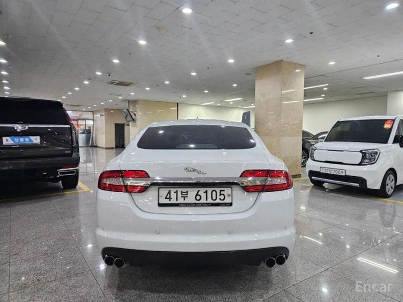 Jaguar xf