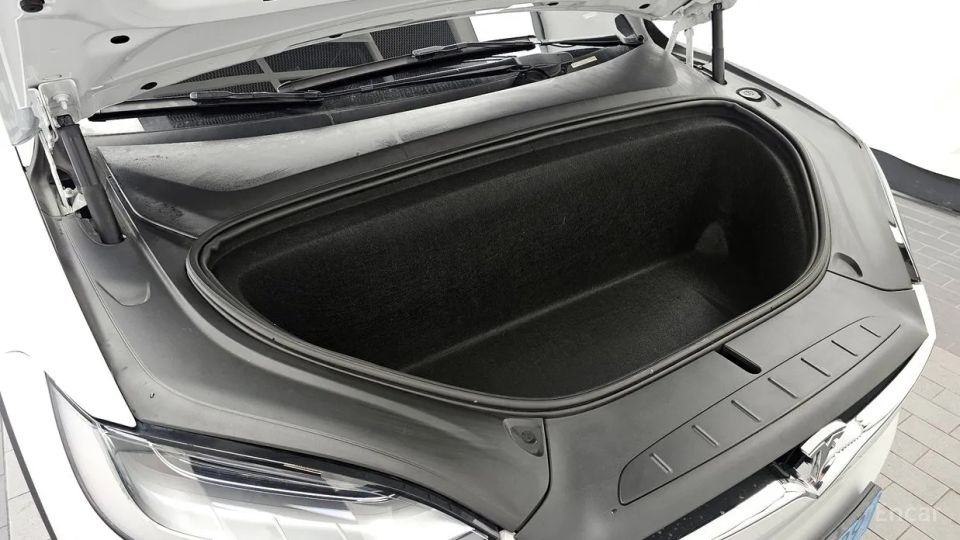 Tesla model-x
