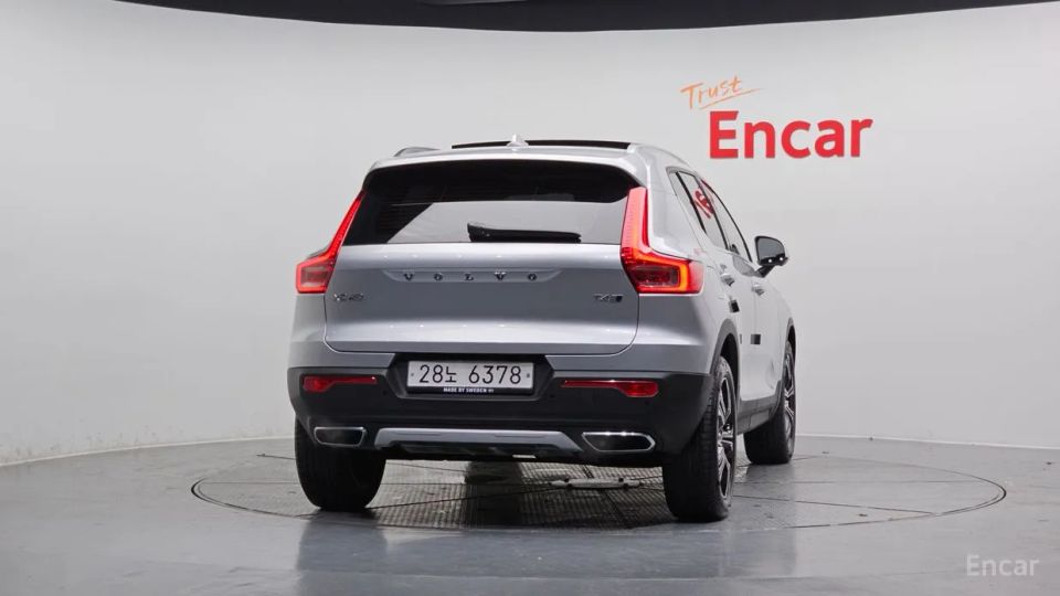 Volvo XC40