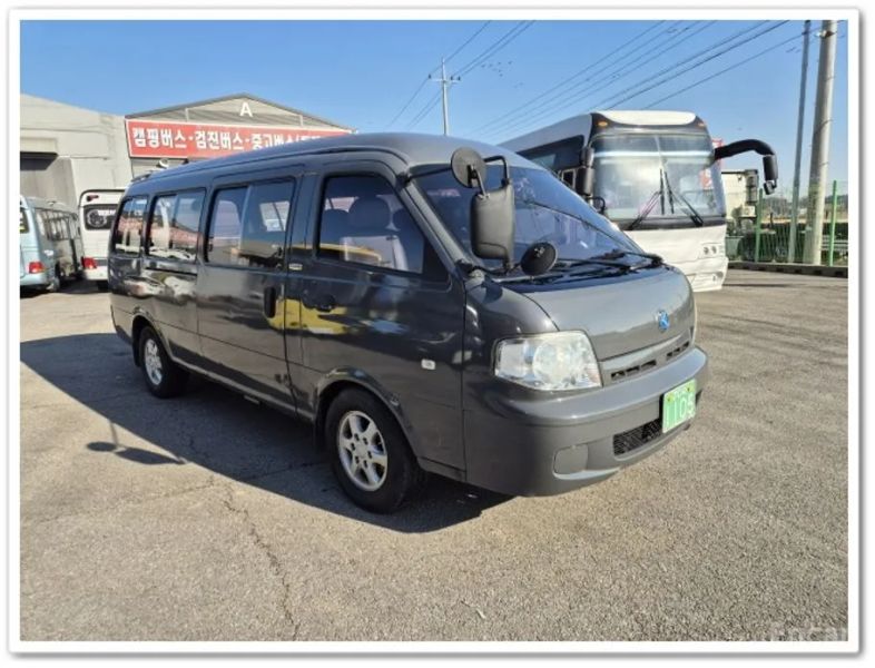 Kia Bongo III Minibus