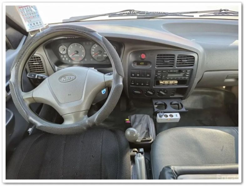 Kia Bongo III Minibus