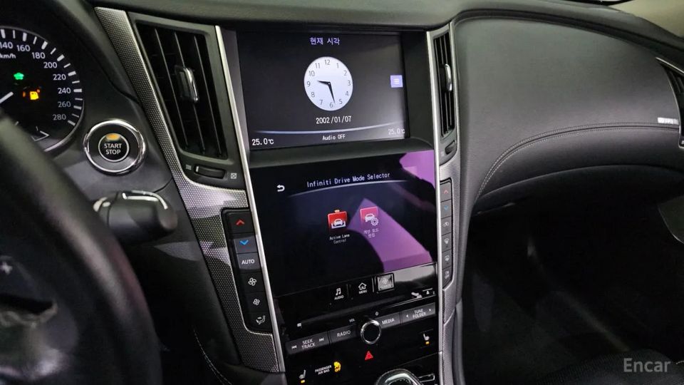 Infiniti Q50