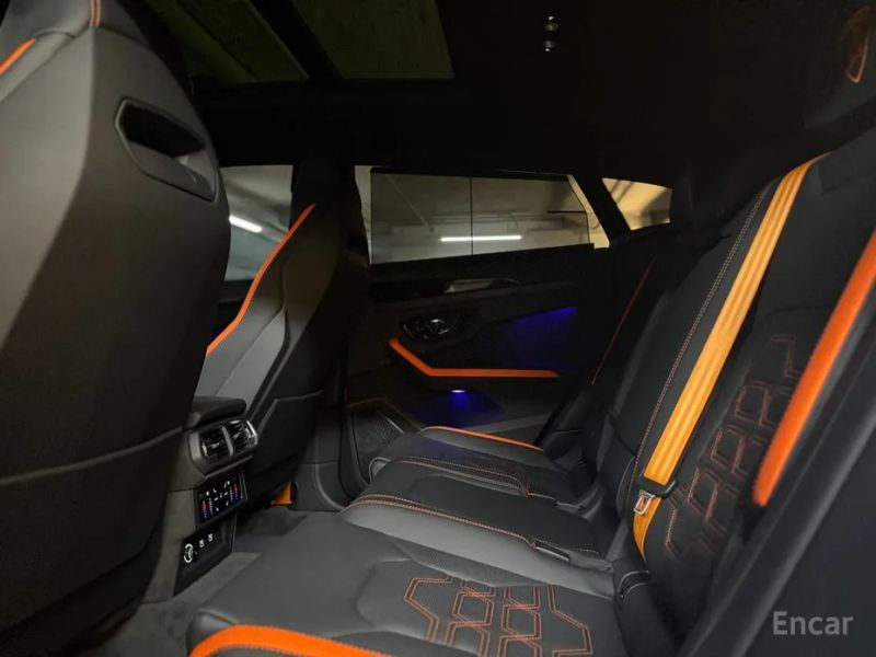 Lamborghini urus