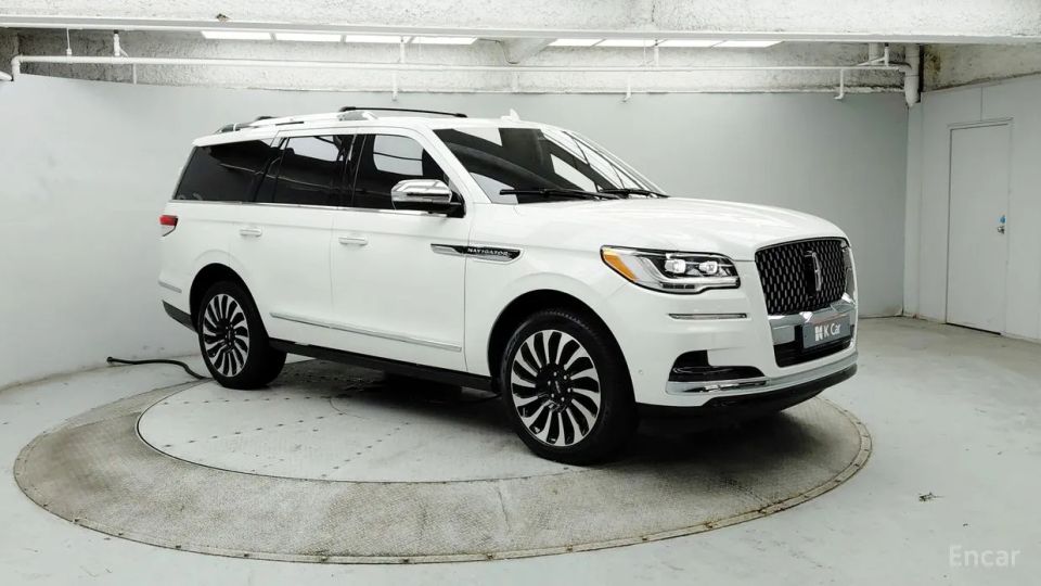 Lincoln Navigator