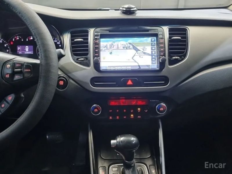 Kia Carens