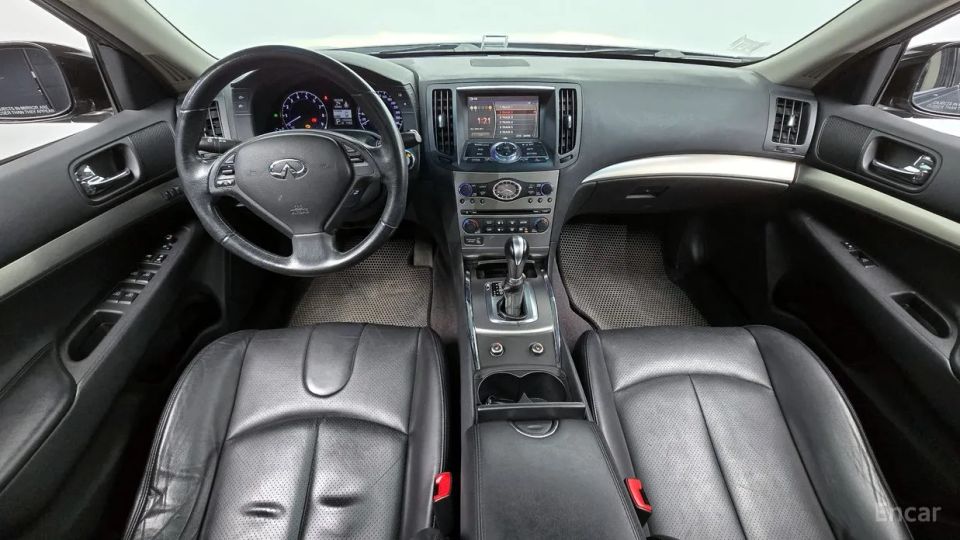 Infiniti G