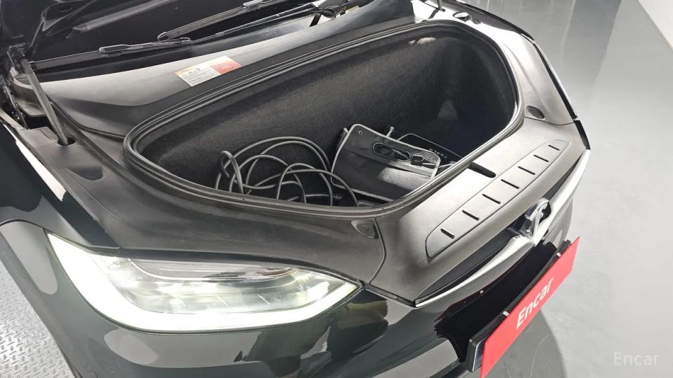 Tesla model-x