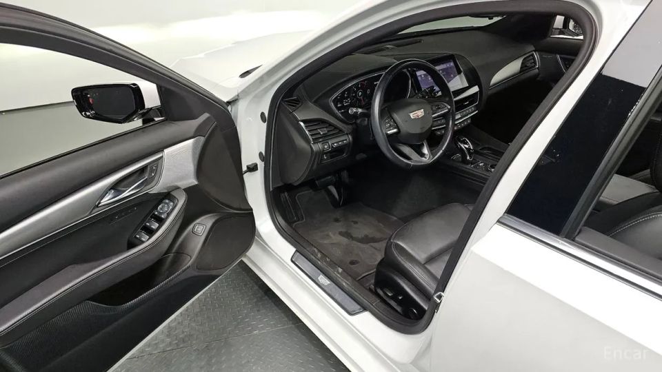Cadillac CT5