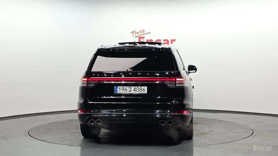 Lincoln Aviator