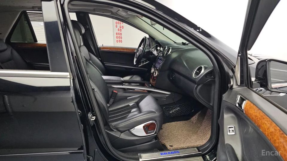 Mercedes-Benz M-class
