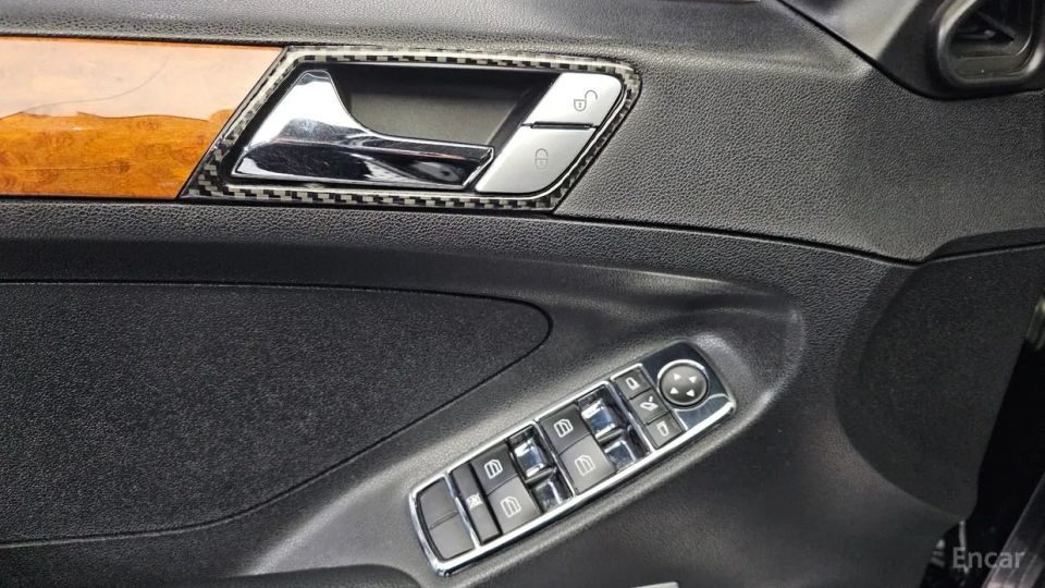 Mercedes-Benz M-class