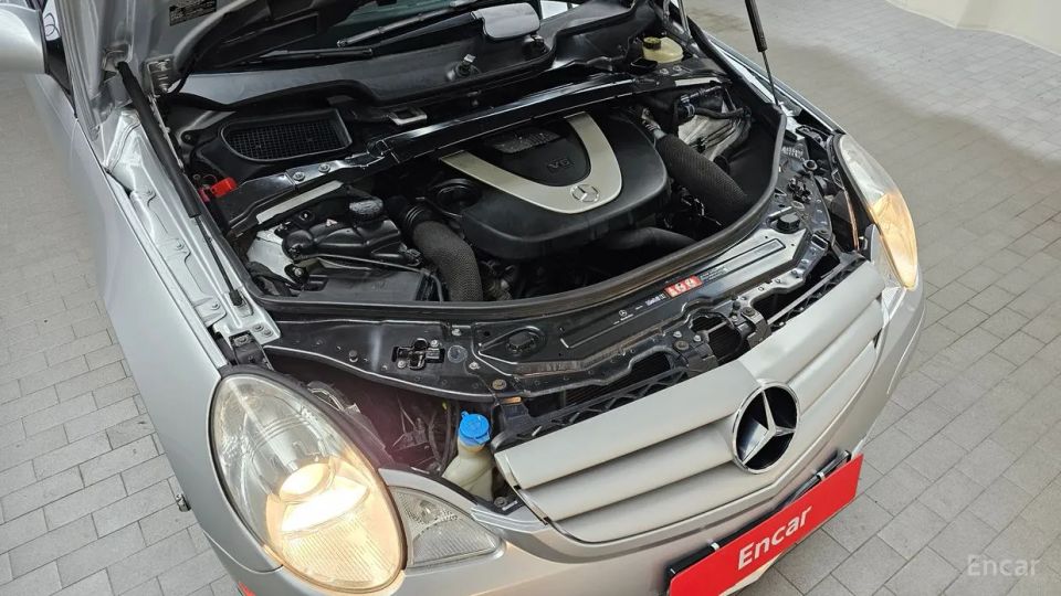 Mercedes-Benz R-Class