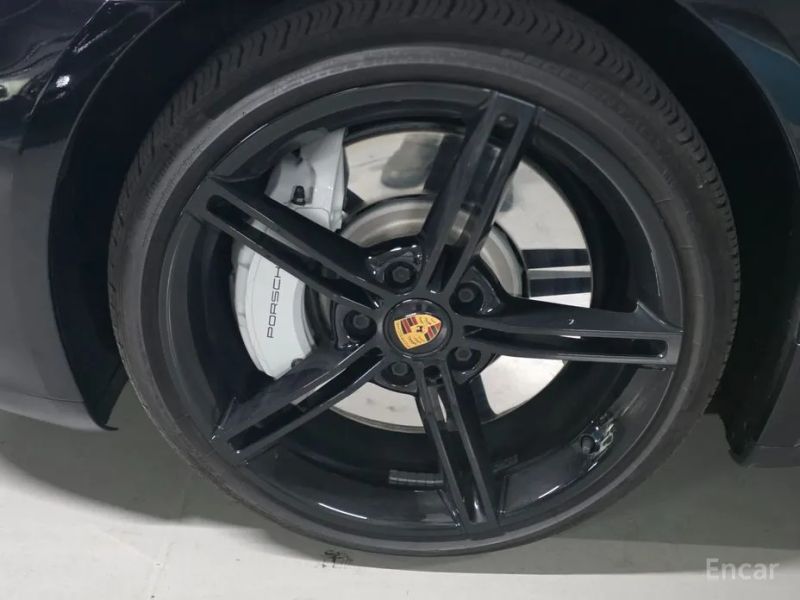 Porsche Taycan