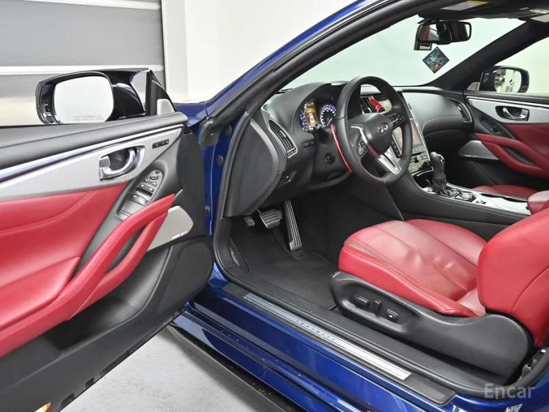 Infiniti Q60