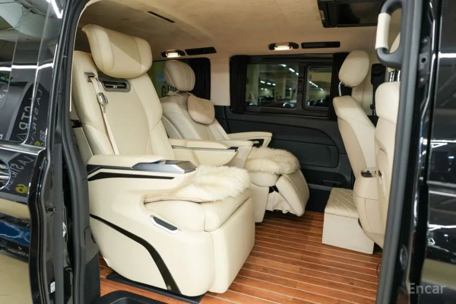 Mercedes-Benz V-Class