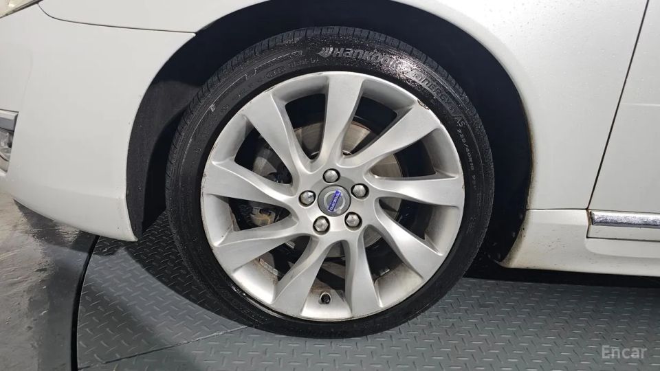Volvo S80
