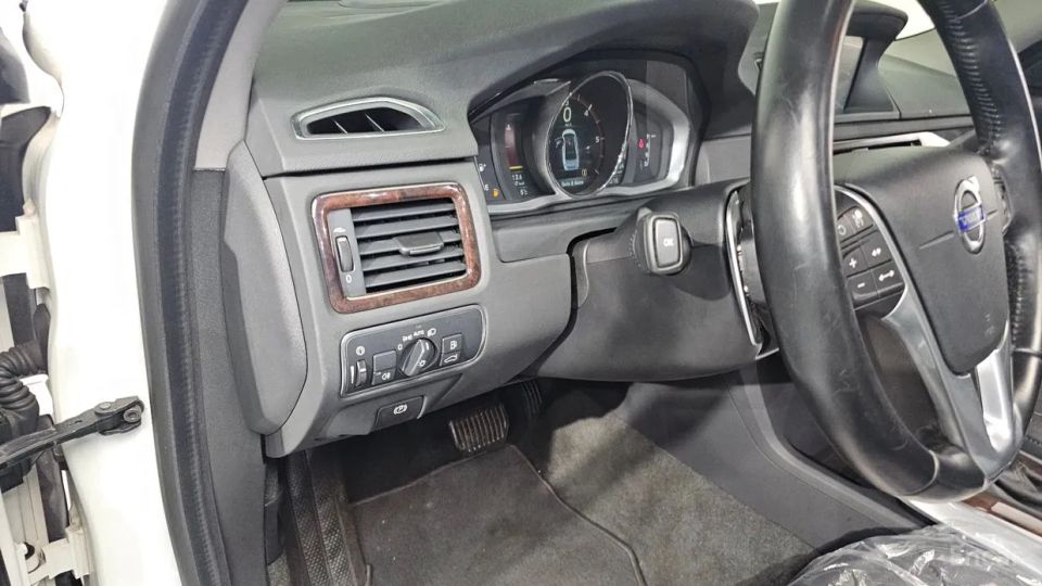 Volvo S80