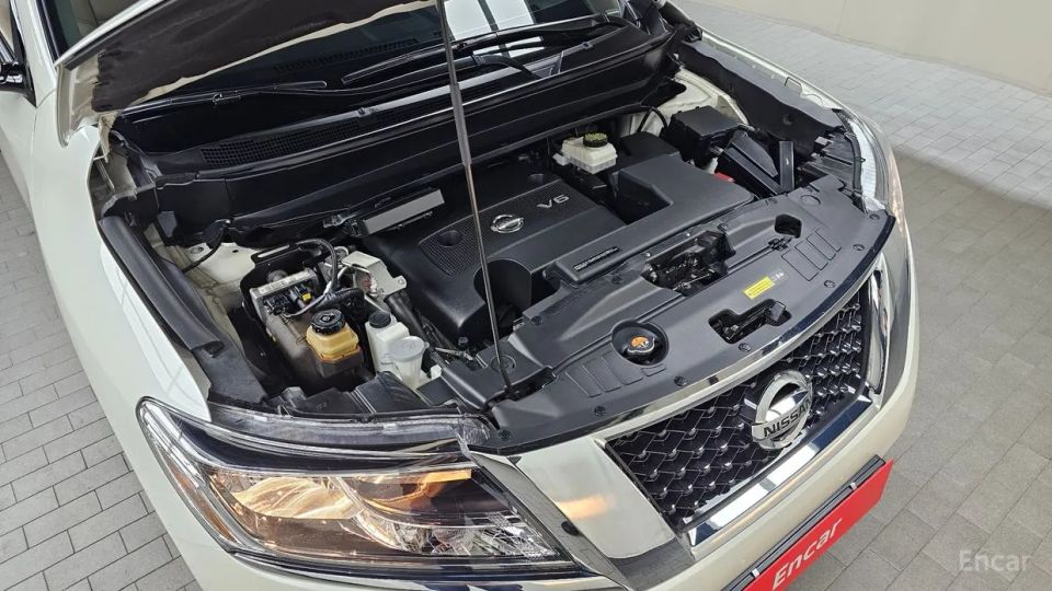 Nissan pathfinder