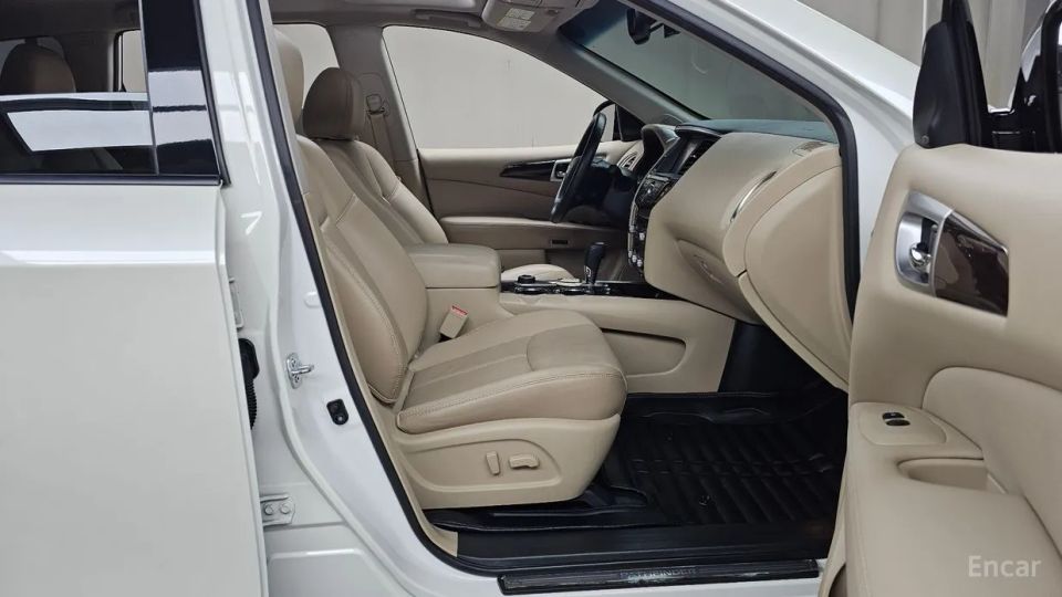 Nissan pathfinder