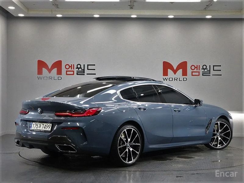 BMW 8-series