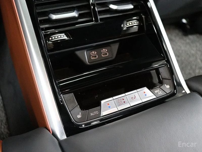 BMW 8-series