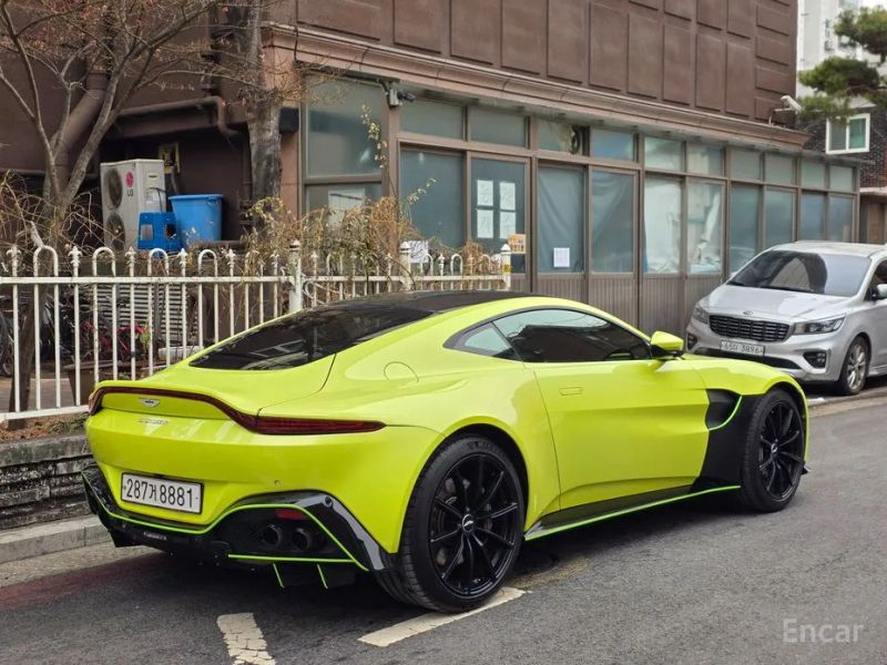 Astonmartin Vantage
