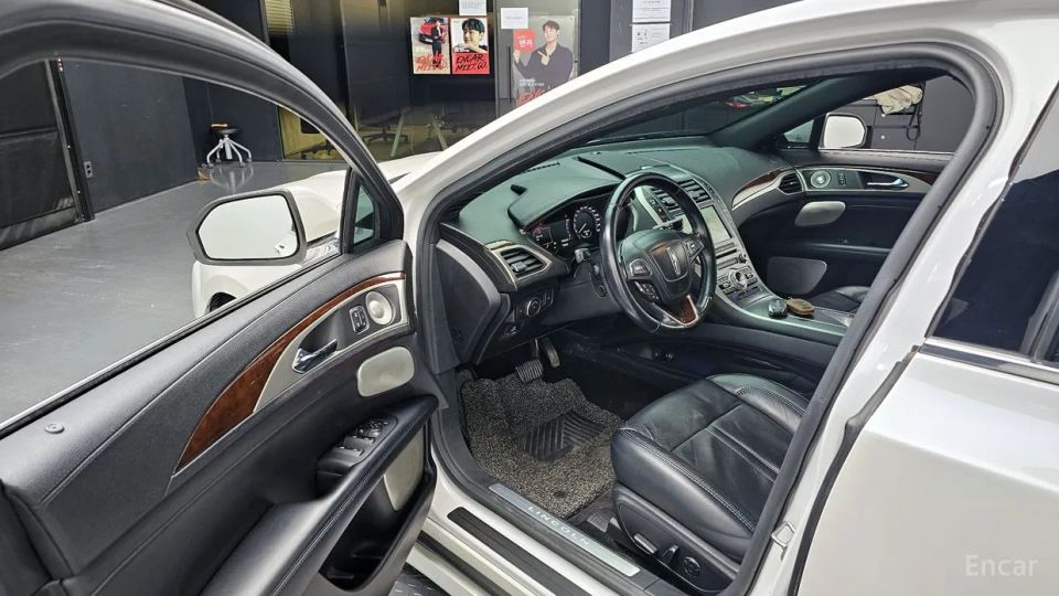 Lincoln MKZ