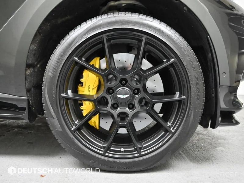 Astonmartin DBX