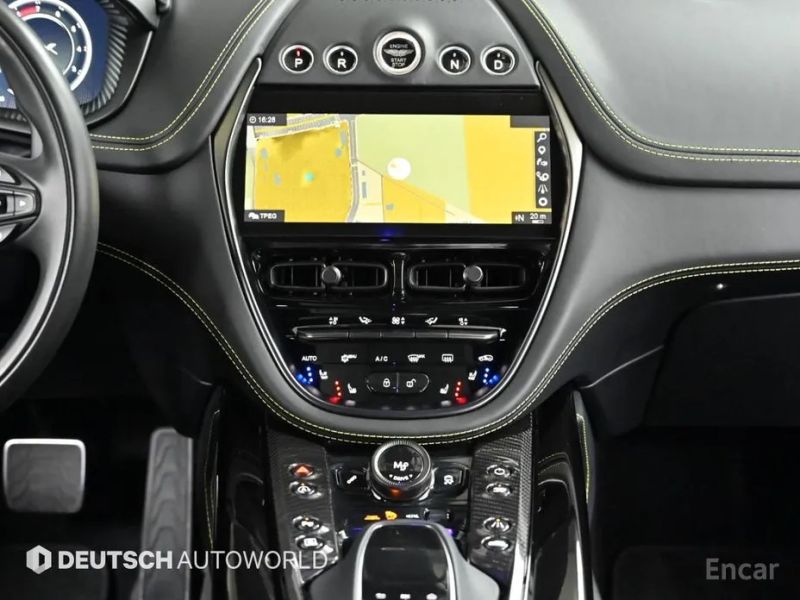 Astonmartin DBX