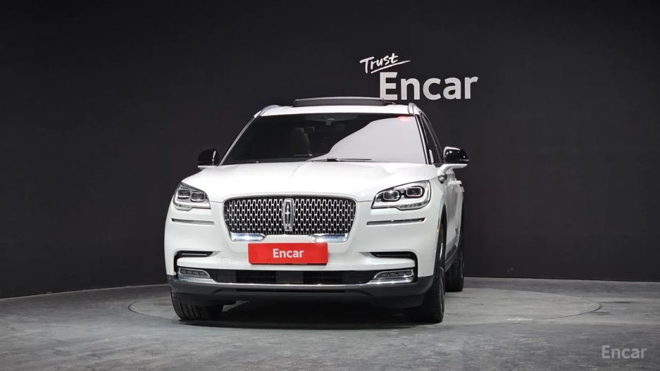 Lincoln Aviator