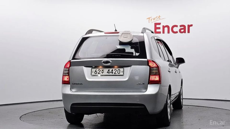 Kia Carens