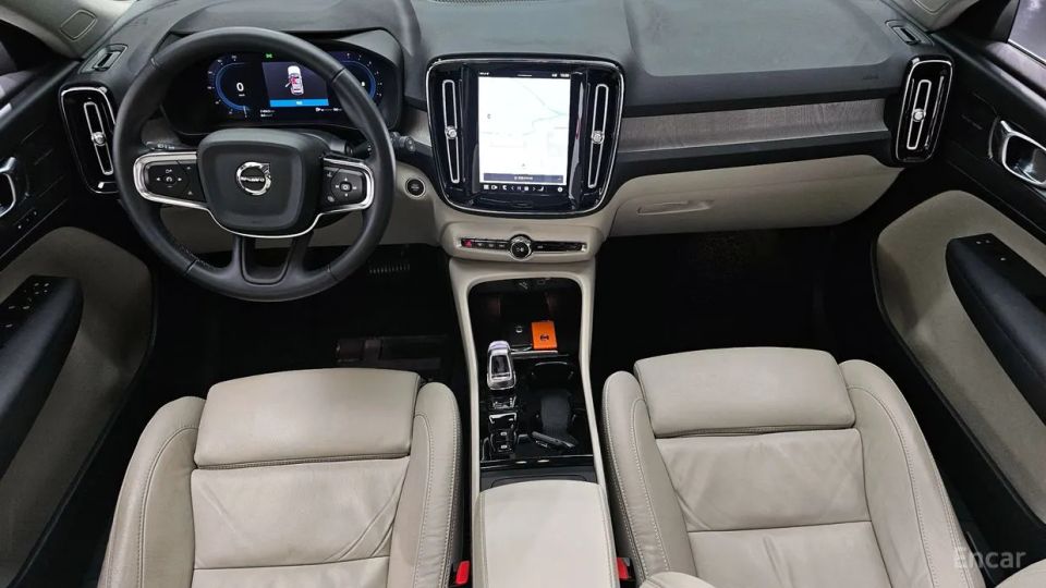 Volvo XC40