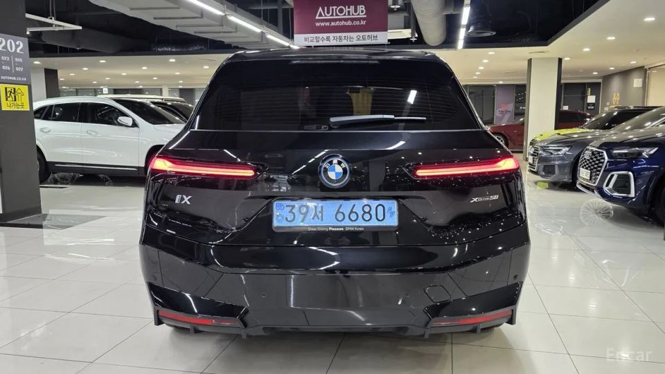 BMW ix