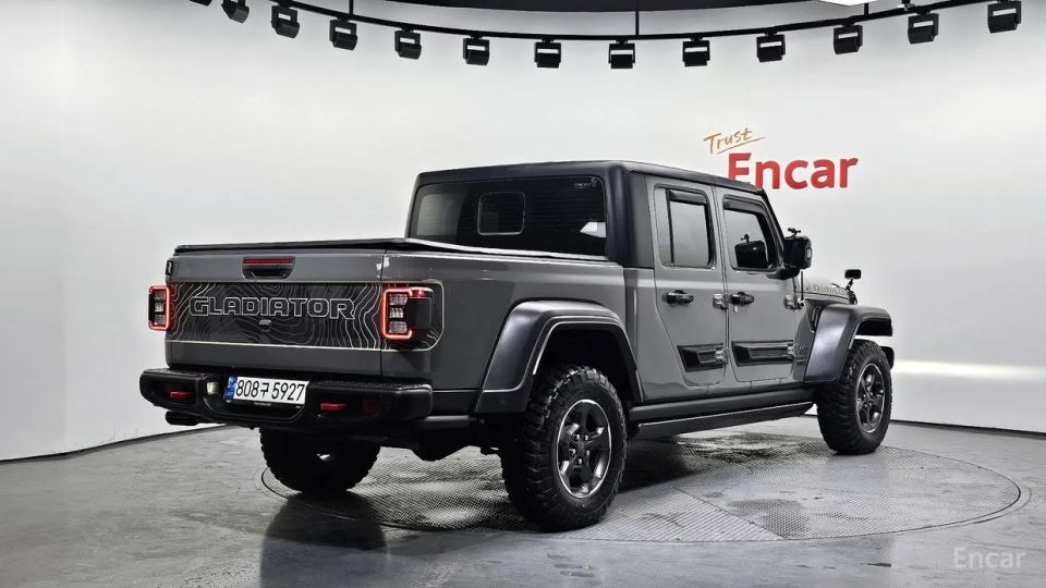 Jeep gladiator