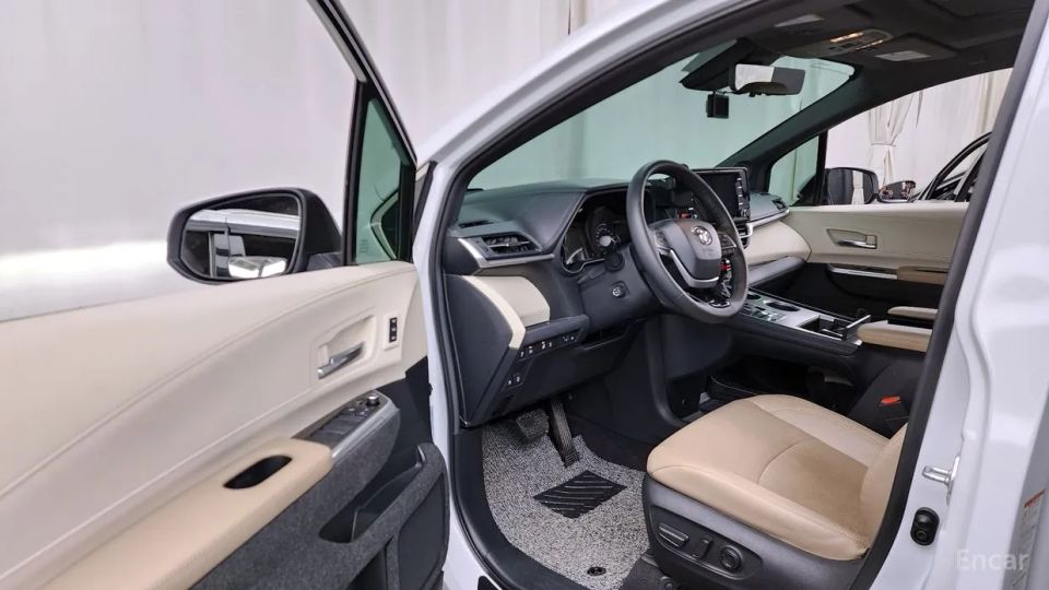 Toyota Sienna