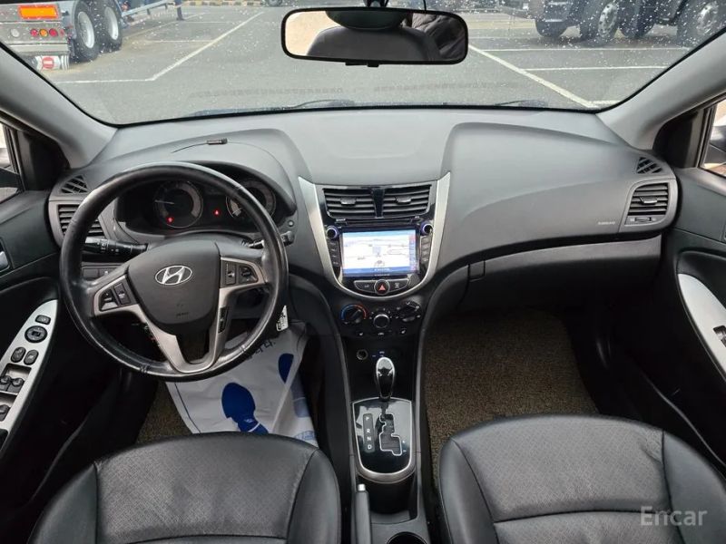 Hyundai Accent