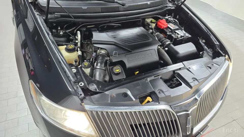 Lincoln MKT