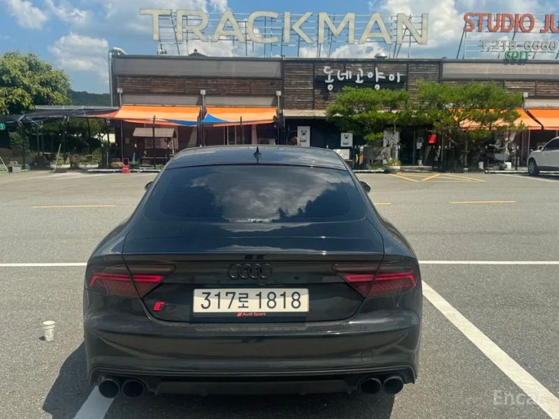 Audi S7