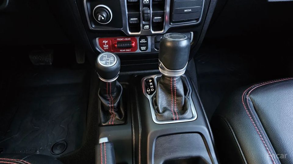 Jeep gladiator